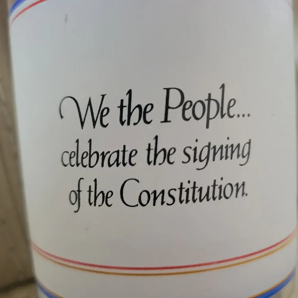 Vintage US Constitution 200th Anniversary We the People Frosted Glasses set of 2